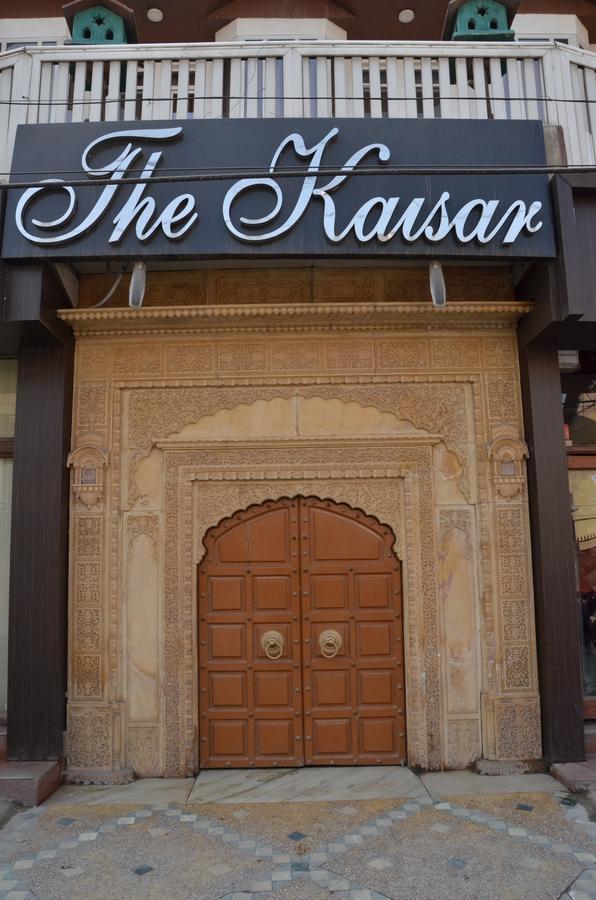 Kaisar Hotel Srīnagar Eksteriør billede